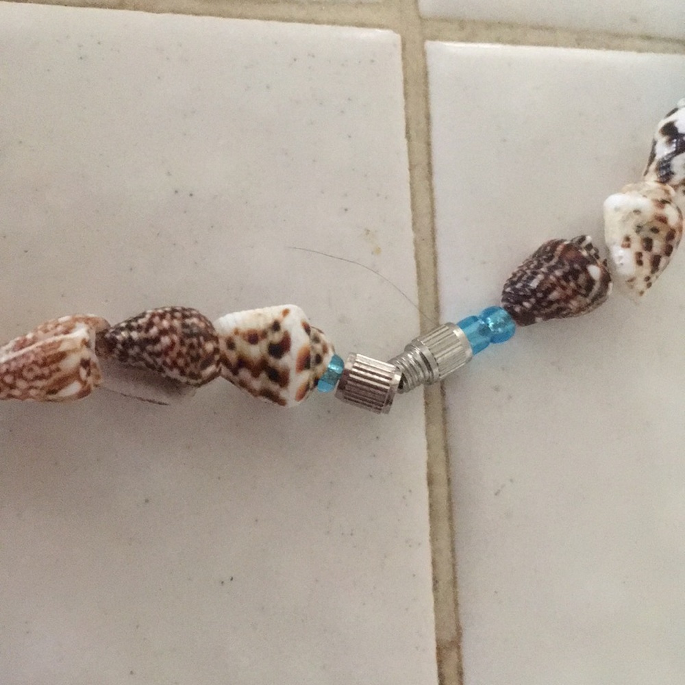 Shell anklet - Picture 2 of 2